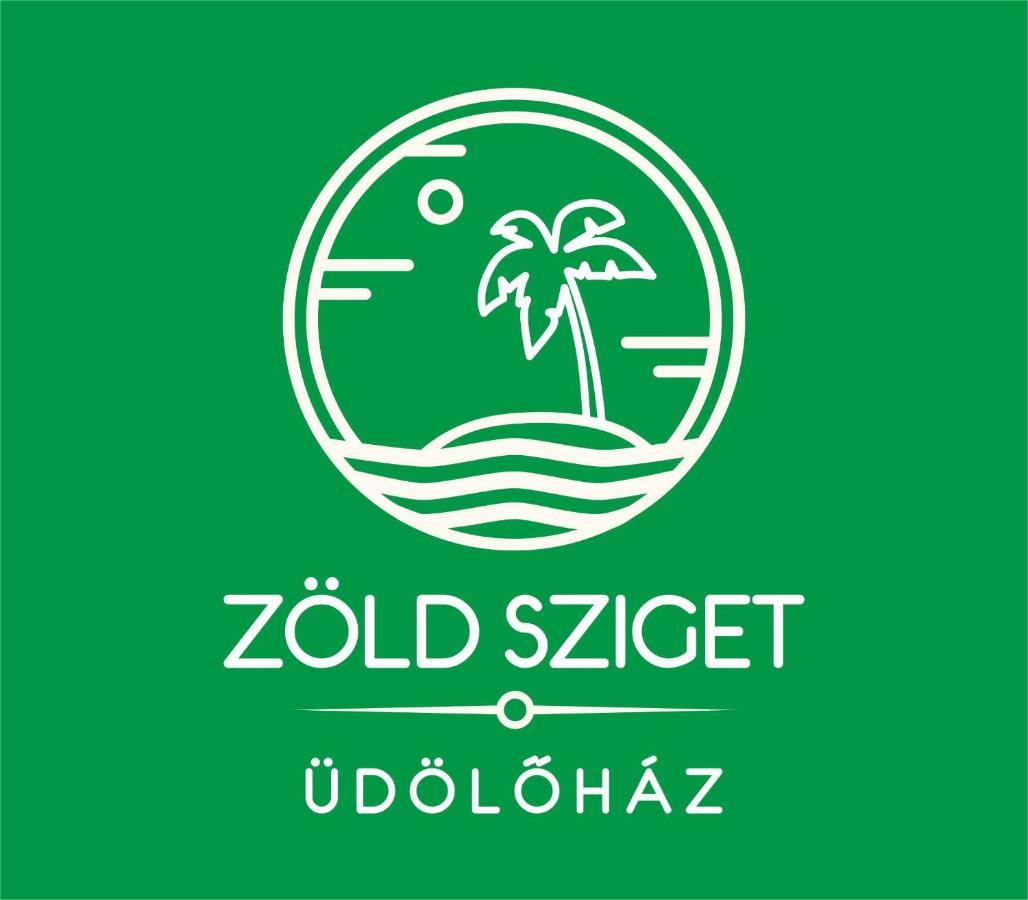 לינה וארוחת בוקר אגרסאלוק Zoeld Sziget Wellness מראה חיצוני תמונה